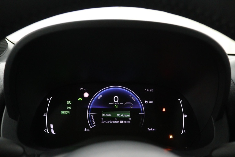 Toyota Yaris Cross - 1.5 Hybrid 130 Dynamic 22