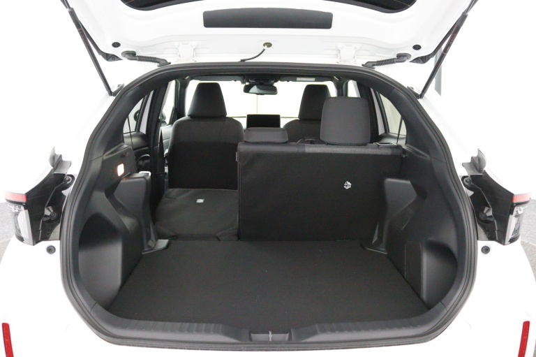 Toyota Yaris Cross - 1.5 Hybrid 130 Dynamic 28