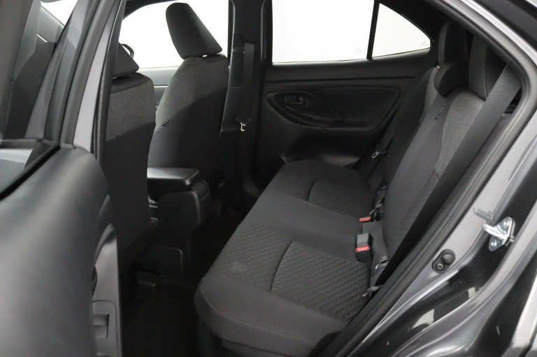 Toyota Yaris Cross - 1.5 Hybrid 130 Dynamic 12