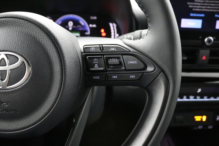 Toyota Yaris Cross - 1.5 Hybrid 130 Dynamic 19