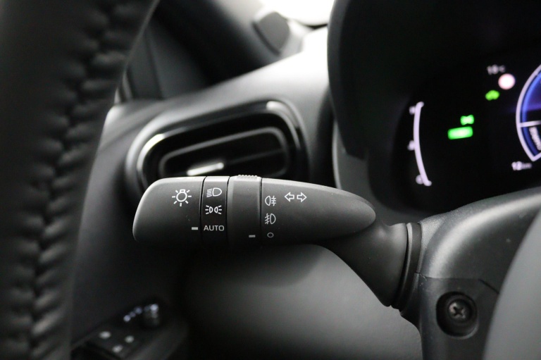 Toyota Yaris Cross - 1.5 Hybrid 130 Dynamic 20