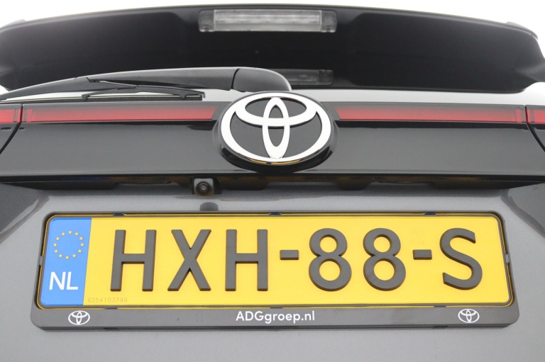 Toyota Yaris Cross - 1.5 Hybrid 130 Dynamic 35