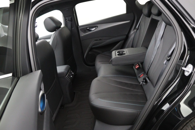 BYD SEAL 6 - DM-i Sedan Comfort Lite 14