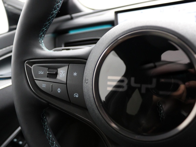 BYD SEAL 6 - DM-i Sedan Comfort Lite