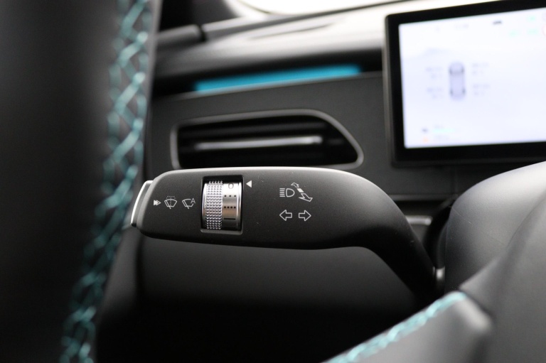 BYD SEAL 6 - DM-i Sedan Comfort Lite 22