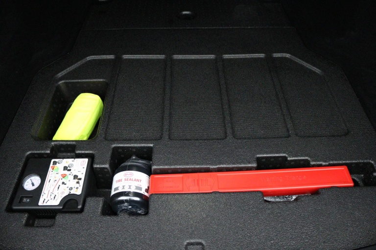 BYD SEAL 6 - DM-i Sedan Comfort Lite 24