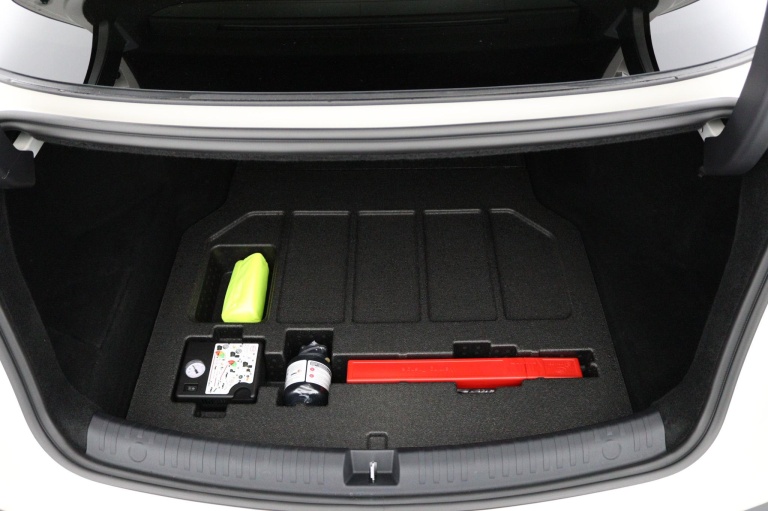 BYD SEAL 6 - DM-i Sedan Comfort Lite 23