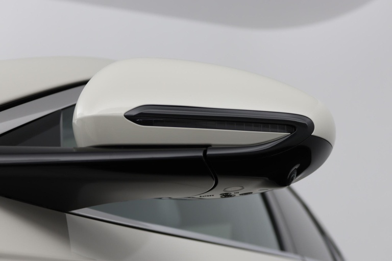 BYD SEAL 6 - DM-i Sedan Comfort Lite 26