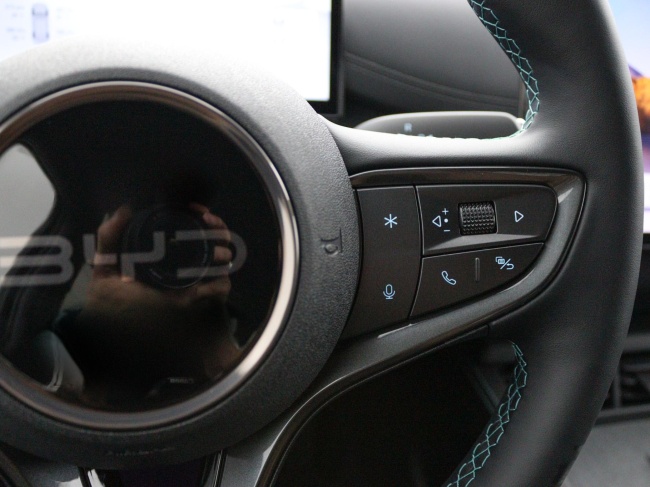 BYD SEAL 6 - DM-i Touring Comfort Lite