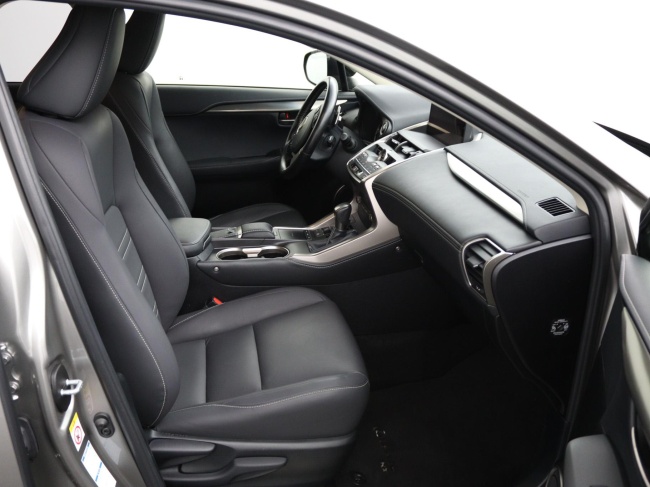 Lexus NX - 300h AWD Sport Edition