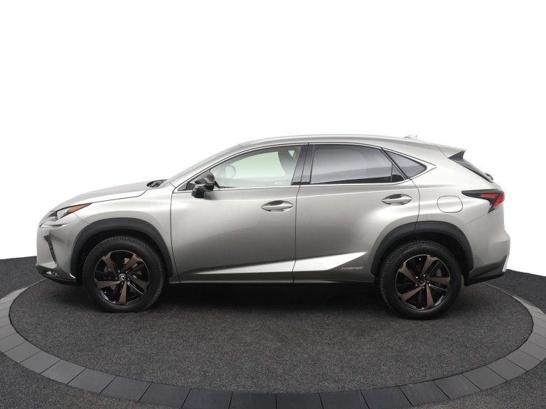 Lexus NX - 300h AWD Sport Edition 3