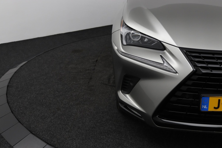 Lexus NX - 300h AWD Sport Edition 35