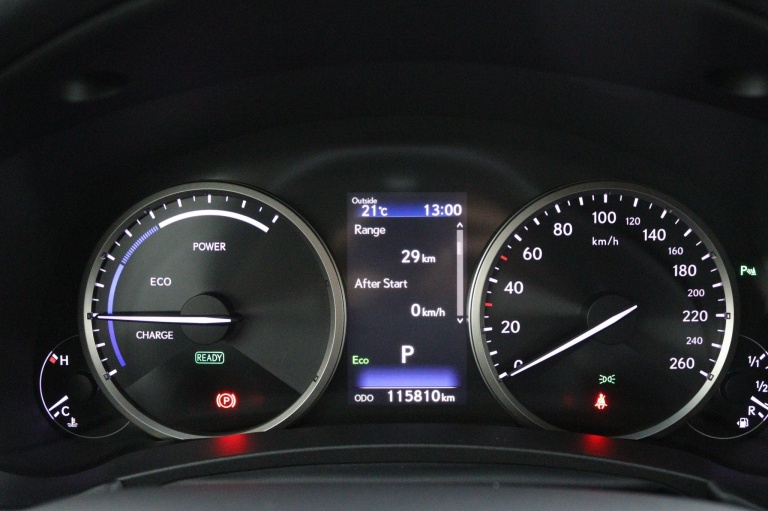 Lexus NX - 300h AWD Sport Edition 6