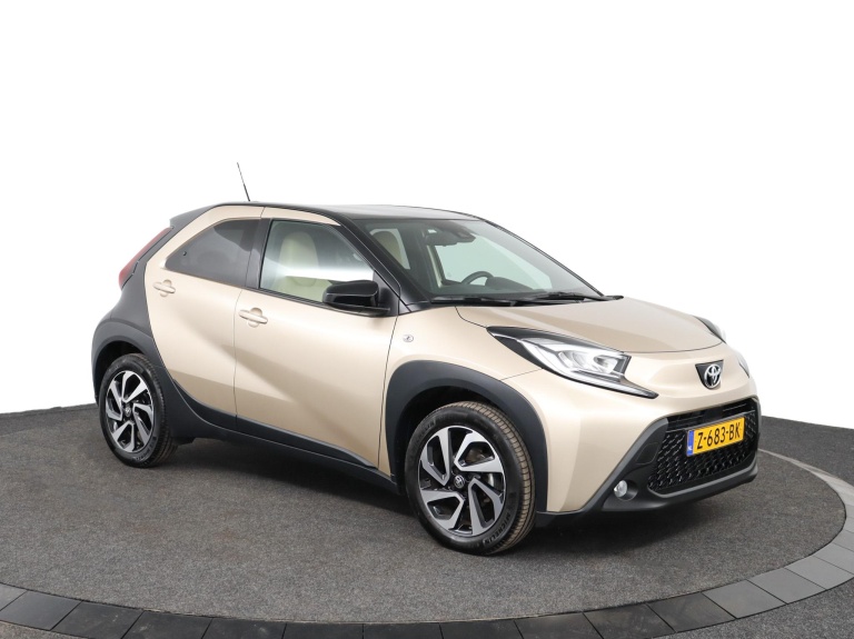 Toyota Aygo X - 1.0 VVT-i S-CVT Pulse 14