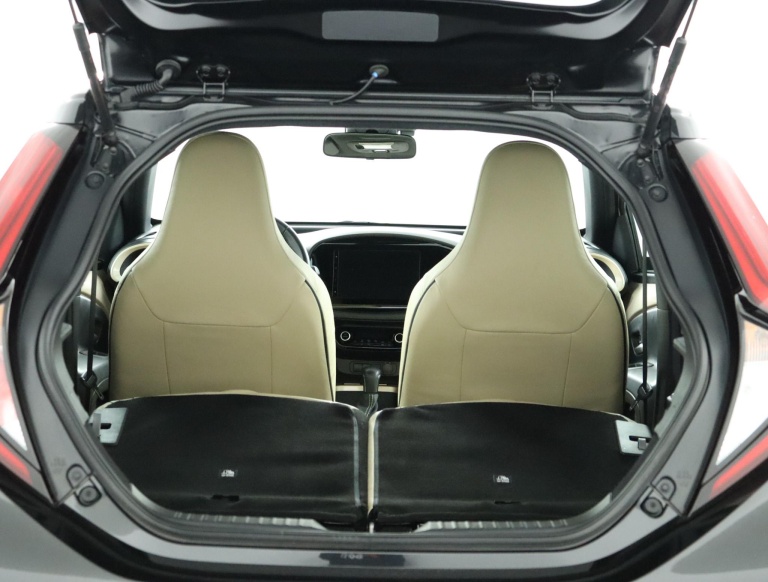 Toyota Aygo X - 1.0 VVT-i S-CVT Pulse 25