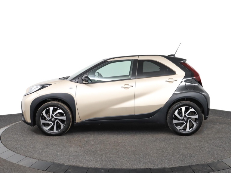 Toyota Aygo X - 1.0 VVT-i S-CVT Pulse 3