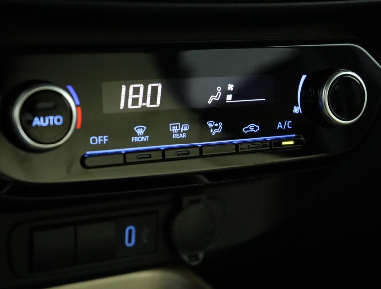 Toyota Aygo X - 1.0 VVT-i S-CVT Pulse 7