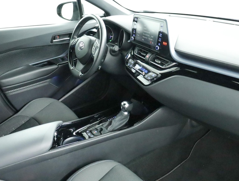 Toyota C-HR - 1.8 Hybrid Dynamic 63