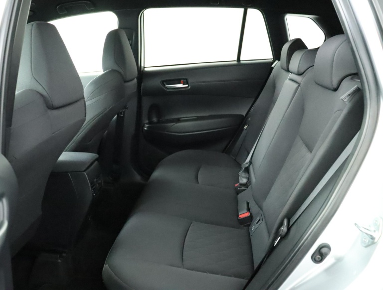 Toyota Corolla Cross - Hybrid 140 Dynamic 18