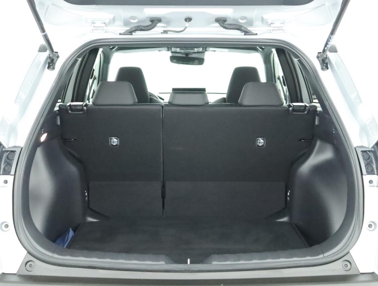 Toyota Corolla Cross - Hybrid 140 Dynamic 24