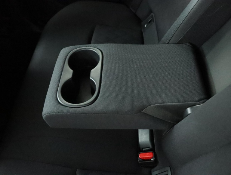Toyota Corolla Cross - Hybrid 140 Dynamic 41