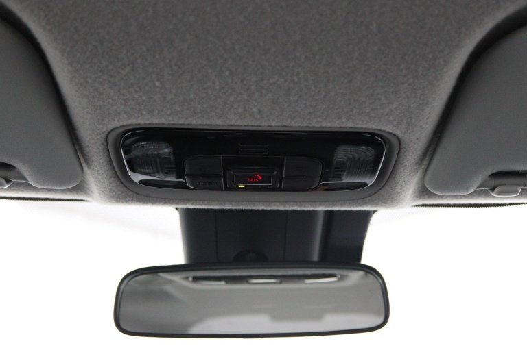 Toyota Yaris - 1.5 Hybrid Dynamic 32