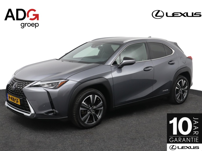 Lexus UX - 250h Preference Line 1