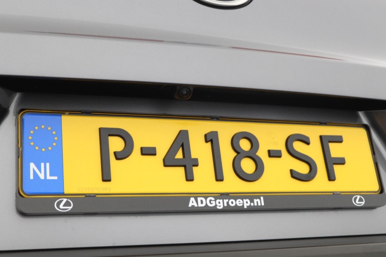 Lexus UX - 250h Preference Line 36
