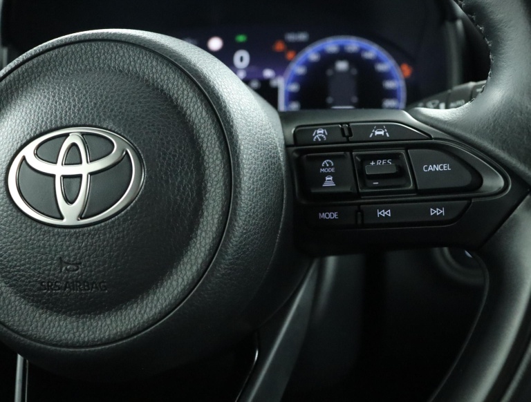 Toyota Yaris - 1.5 Hybrid 130 Executive 19