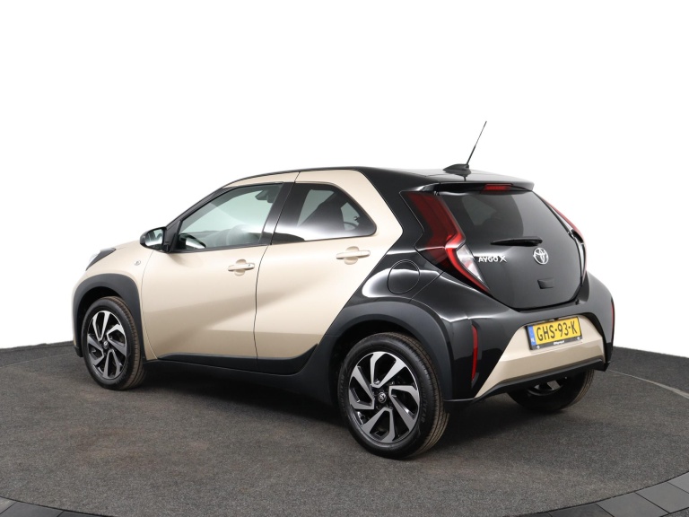 Toyota Aygo X - 1.0 VVT-i MT Pulse 12