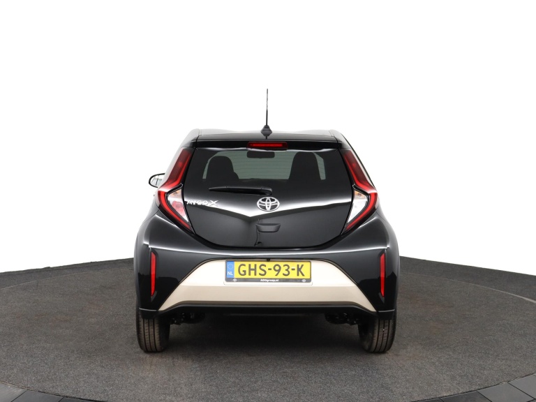 Toyota Aygo X - 1.0 VVT-i MT Pulse 52