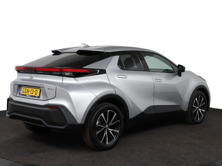 Toyota C-HR - 1.8 Hybrid 140 Dynamic 2