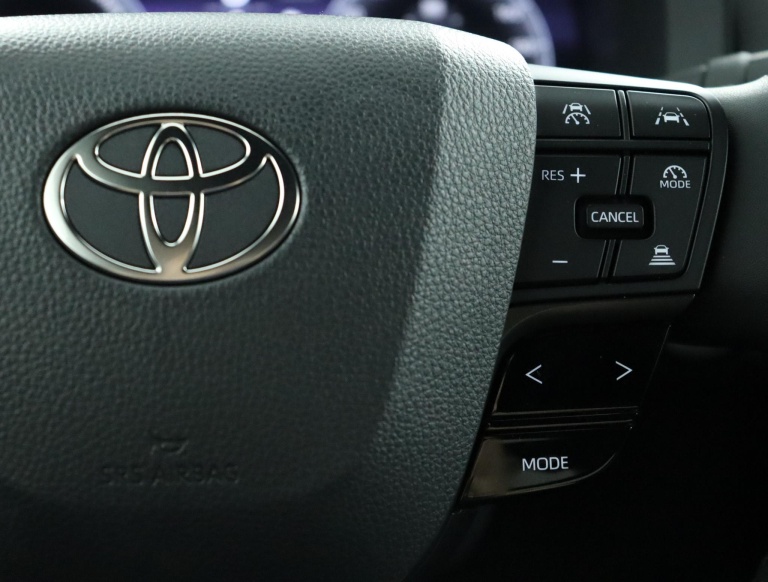 Toyota C-HR - 1.8 Hybrid 140 Dynamic 21