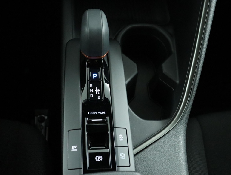 Toyota C-HR - 1.8 Hybrid 140 Dynamic 27