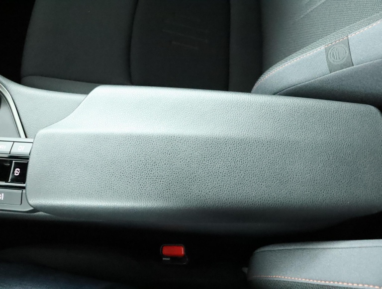 Toyota C-HR - 1.8 Hybrid 140 Dynamic 58