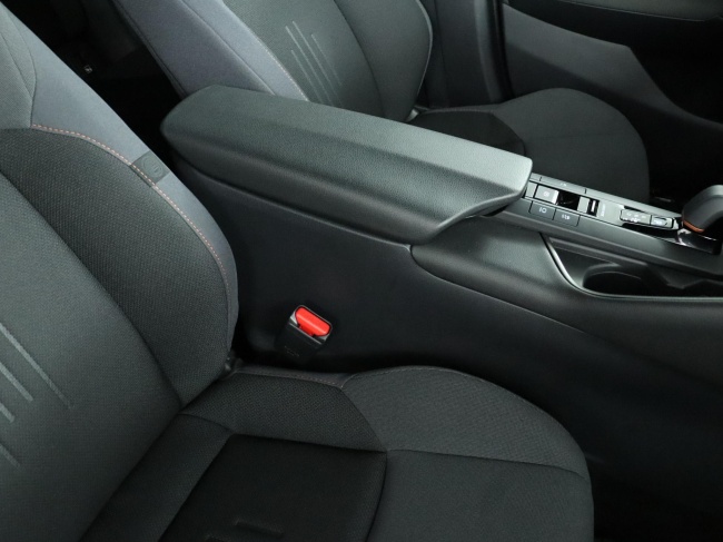 Toyota C-HR - 1.8 Hybrid 140 Dynamic