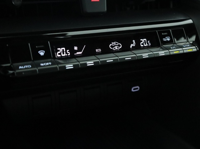 Toyota C-HR - 1.8 Hybrid 140 Dynamic