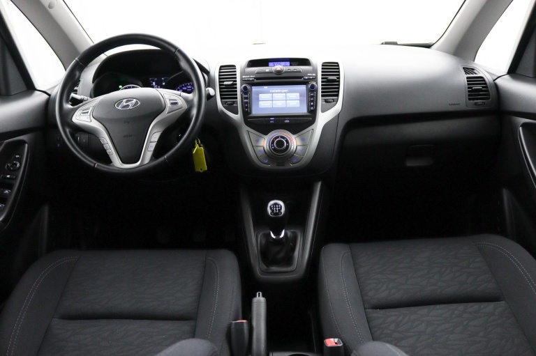 Hyundai ix20 - 1.4i Go! 9