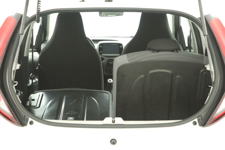 Toyota Aygo - 1.0 VVT-i x-play 25