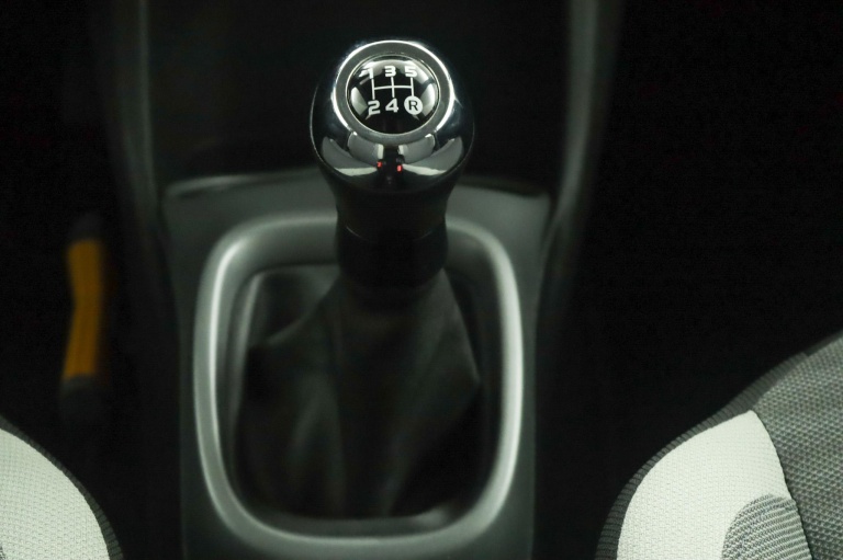Toyota Aygo - 1.0 VVT-i x-play 27