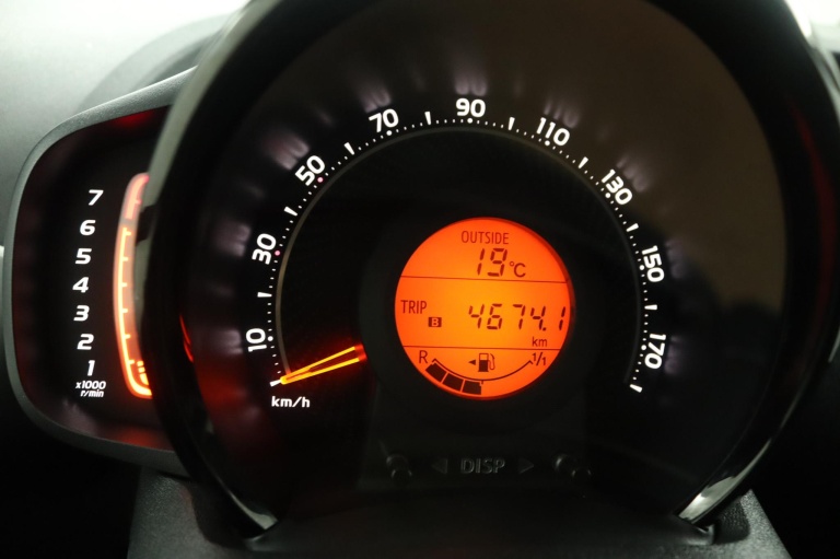 Toyota Aygo - 1.0 VVT-i x-play 43