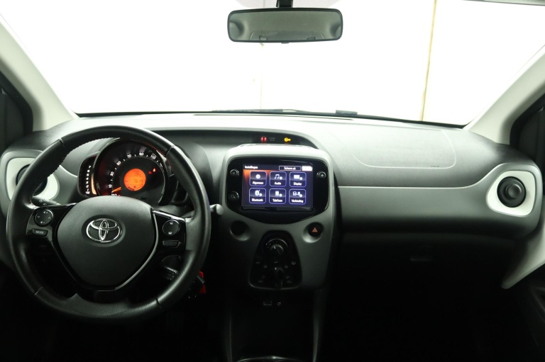 Toyota Aygo - 1.0 VVT-i x-play 52