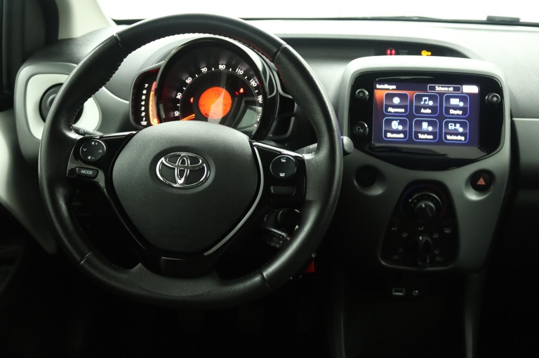 Toyota Aygo - 1.0 VVT-i x-play 53