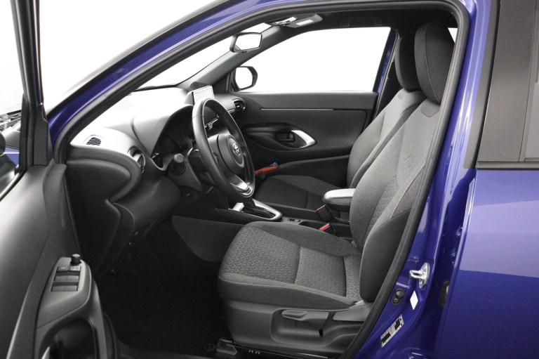 Toyota Yaris Cross - 1.5 Hybrid Dynamic 17