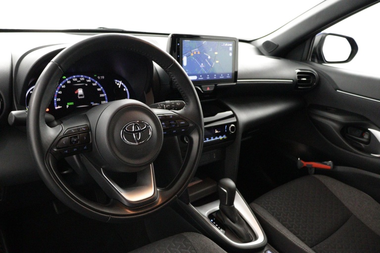 Toyota Yaris Cross - 1.5 Hybrid Dynamic 19