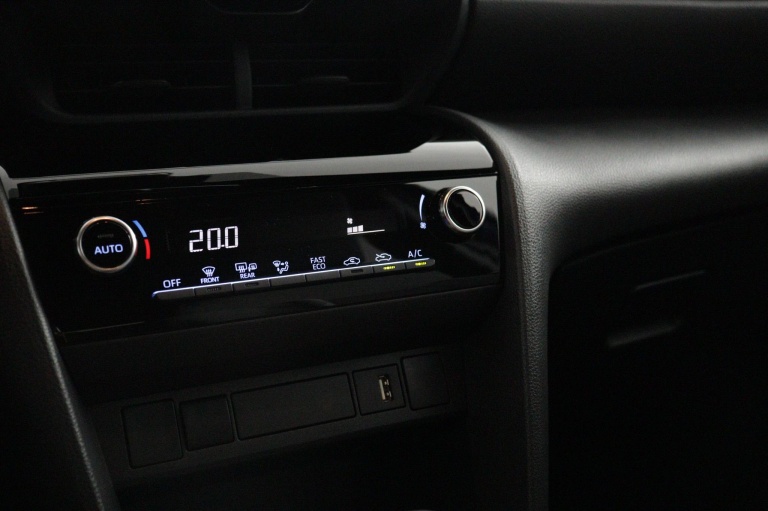Toyota Yaris Cross - 1.5 Hybrid Dynamic 7