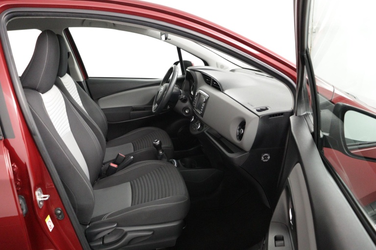 Toyota Yaris - 1.0 VVT-i Energy 19