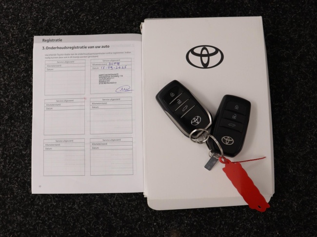 Toyota C-HR - 1.8 Hybrid 140 First Edition