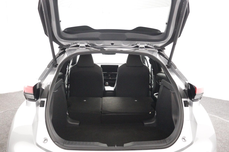 Toyota C-HR - 1.8 Hybrid 140 First Edition 24