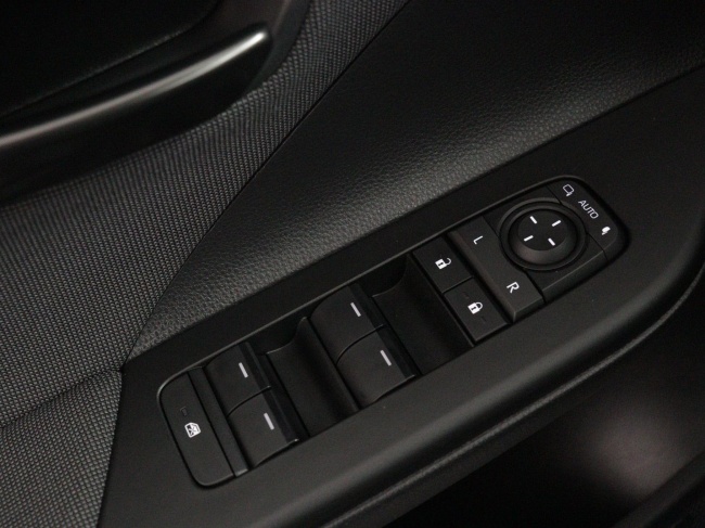 Toyota C-HR - 1.8 Hybrid 140 First Edition